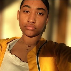 Meet your Posher, Ariana